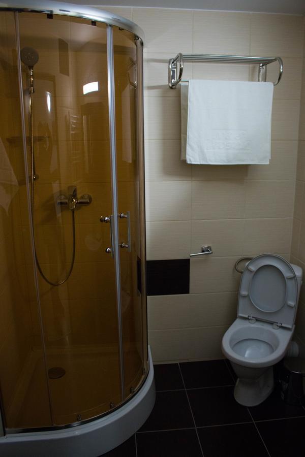 יאשי Rent Room N&S מראה חיצוני תמונה