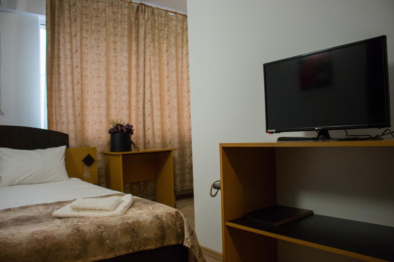 יאשי Rent Room N&S מראה חיצוני תמונה