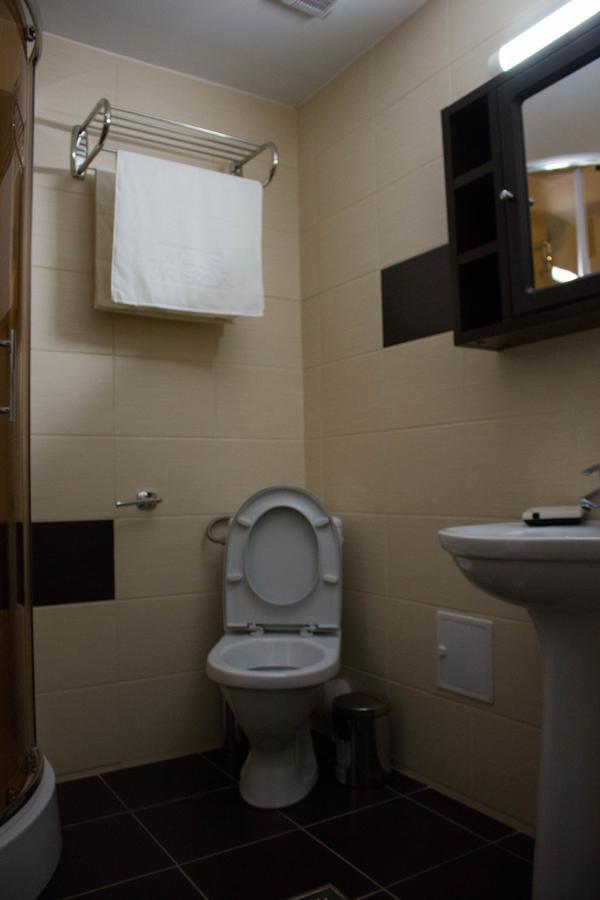 יאשי Rent Room N&S מראה חיצוני תמונה